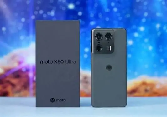 مراجعة شاملة لهاتف Motorola Moto X50 Ultra: المواصفات، المميزات، العيوب، والأداء