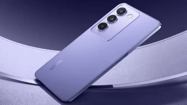 مراجعة هاتف vivo V30 SE: المميزات، العيوب، والأداء